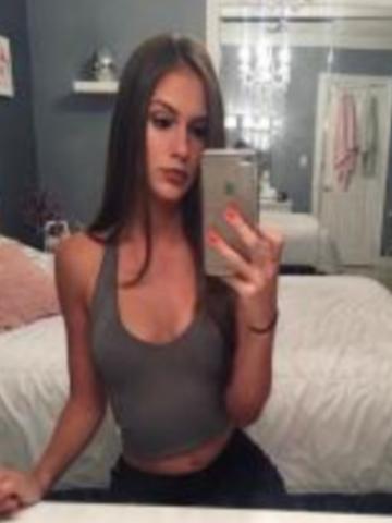 Камилла Твоя Королева фото 2